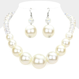 Faceted Beaded Chunky Pearl Necklace