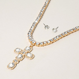 Stone Embellished Cross Pendant Bling Studded Chunky Chain Necklace
