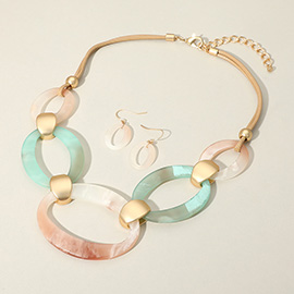 Bold Matte Finish Resin Oval Link Statement Necklace
