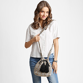 Boho Tribal Pattern Woven Tassel Drawstring Bucket Bag