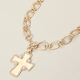 Pearl Pointed Hammered Matte Metal Cross Pendant Chunky Chain Necklace