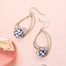 Ceramic Ball Pointed Wavy Oval Dangle Earrings