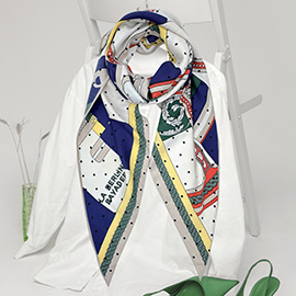 Geometric Pattern Printed Triangle Shape Scarf