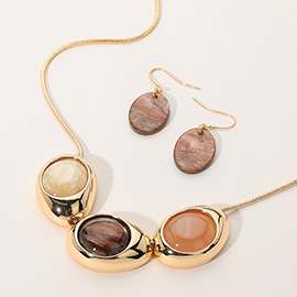 Sparkled Celluloid Acetate Pebble Link Pointed Necklace