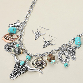 Antique Metal Western Turquoise Stone Pointed Steer Head Charm Station Statement Necklace