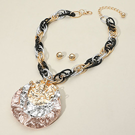 Hammered Metal Pendant Chain Necklace