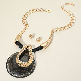 Geometric Textured Open Teardrop Resin Disc Pendant Statement Necklace