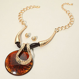Geometric Textured Open Teardrop Resin Disc Pendant Statement Necklace