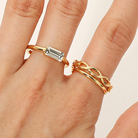 SECRET BOX_3PCS Genuine Gold Dipped Baguette Stone Accent Stackable Fashion Ring Set