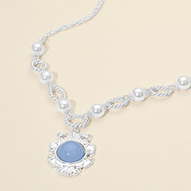 Vintage Medallion Pearl Necklace