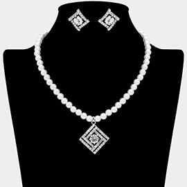 Rhinestone Paved Geometric Square Pendant Pearl Necklace