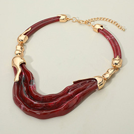 Bold Abstract Wave Resin Accent Statement Necklace